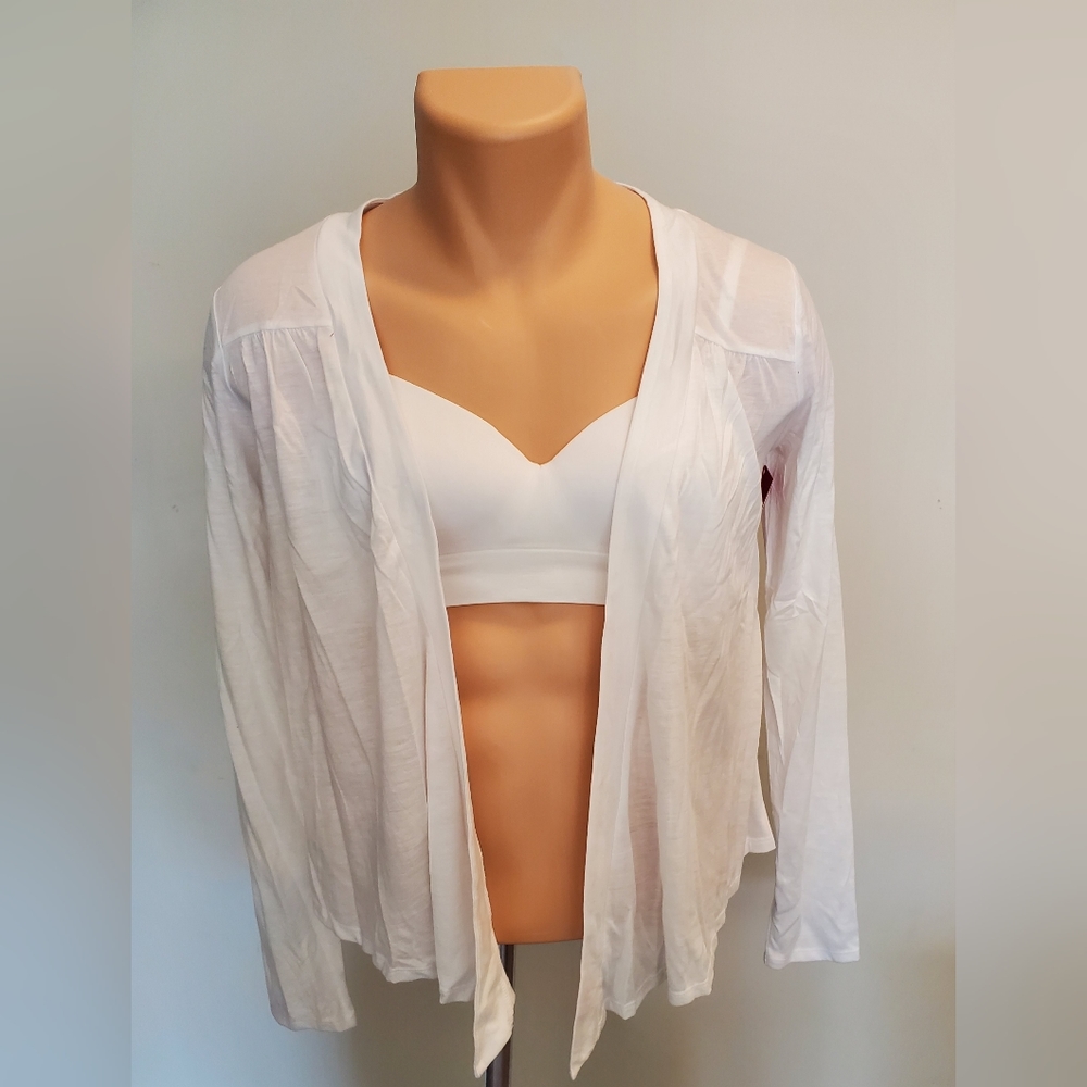 NWT Xhileration White Cardigan